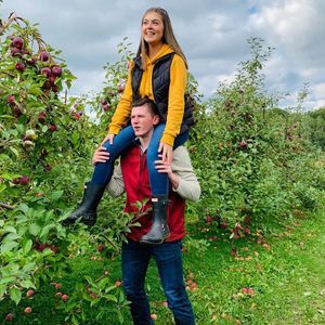 Meet your Posher, Carly